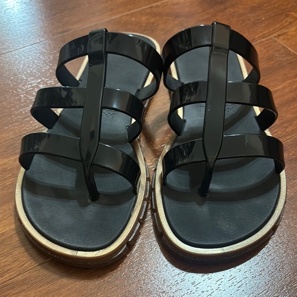 Melissa Path Slide - Picture 2 of 8